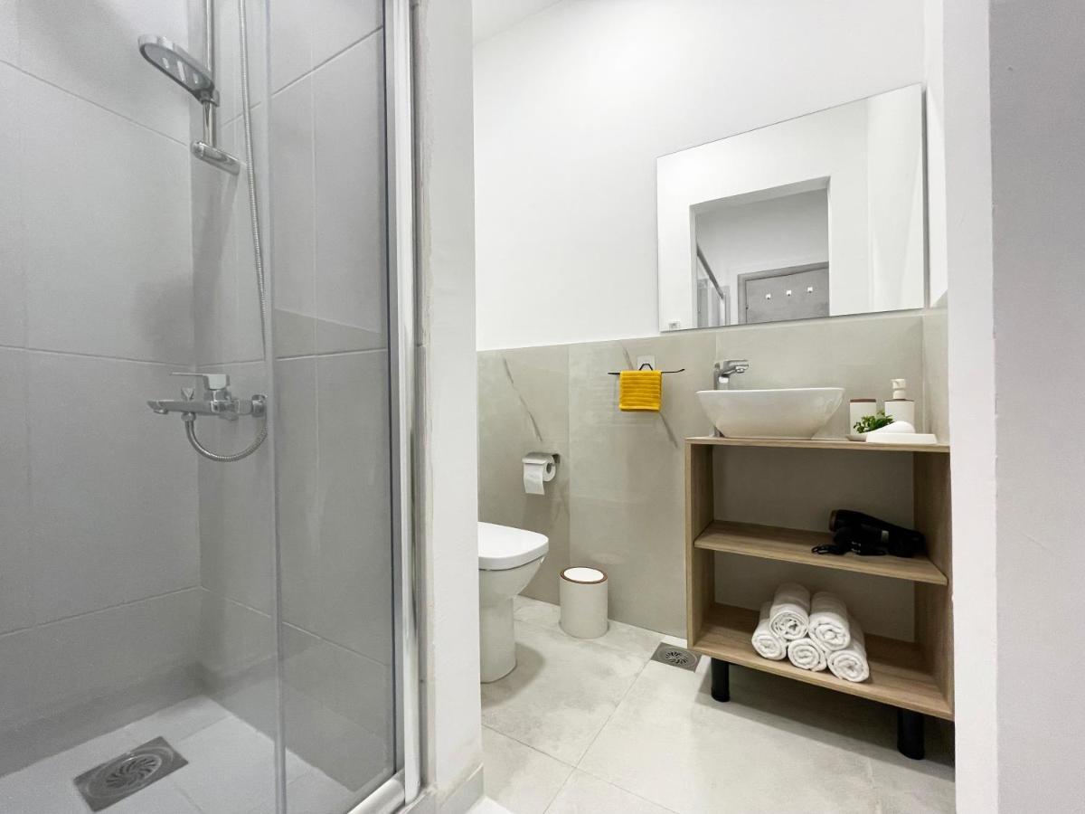 Elite Central Suites Skopje Buitenkant foto