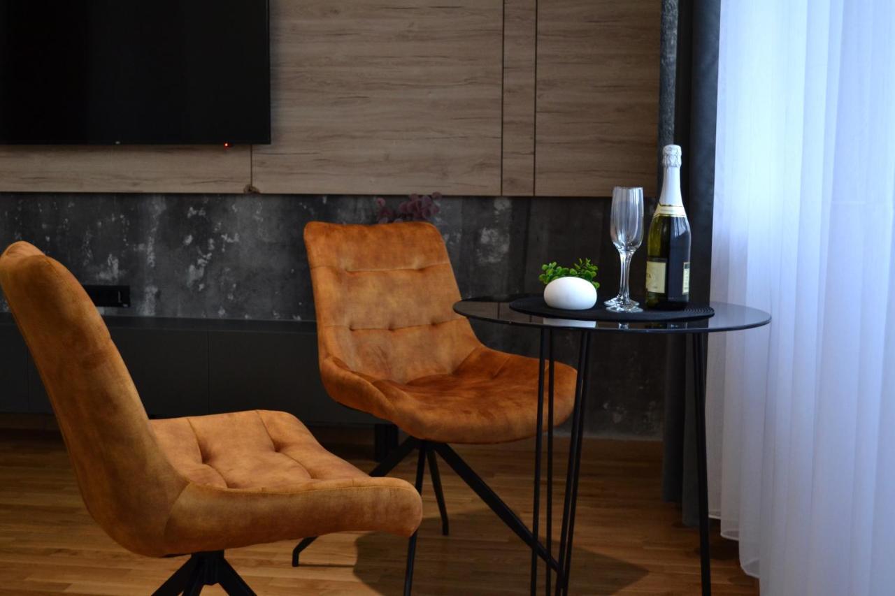 Elite Central Suites Skopje Buitenkant foto